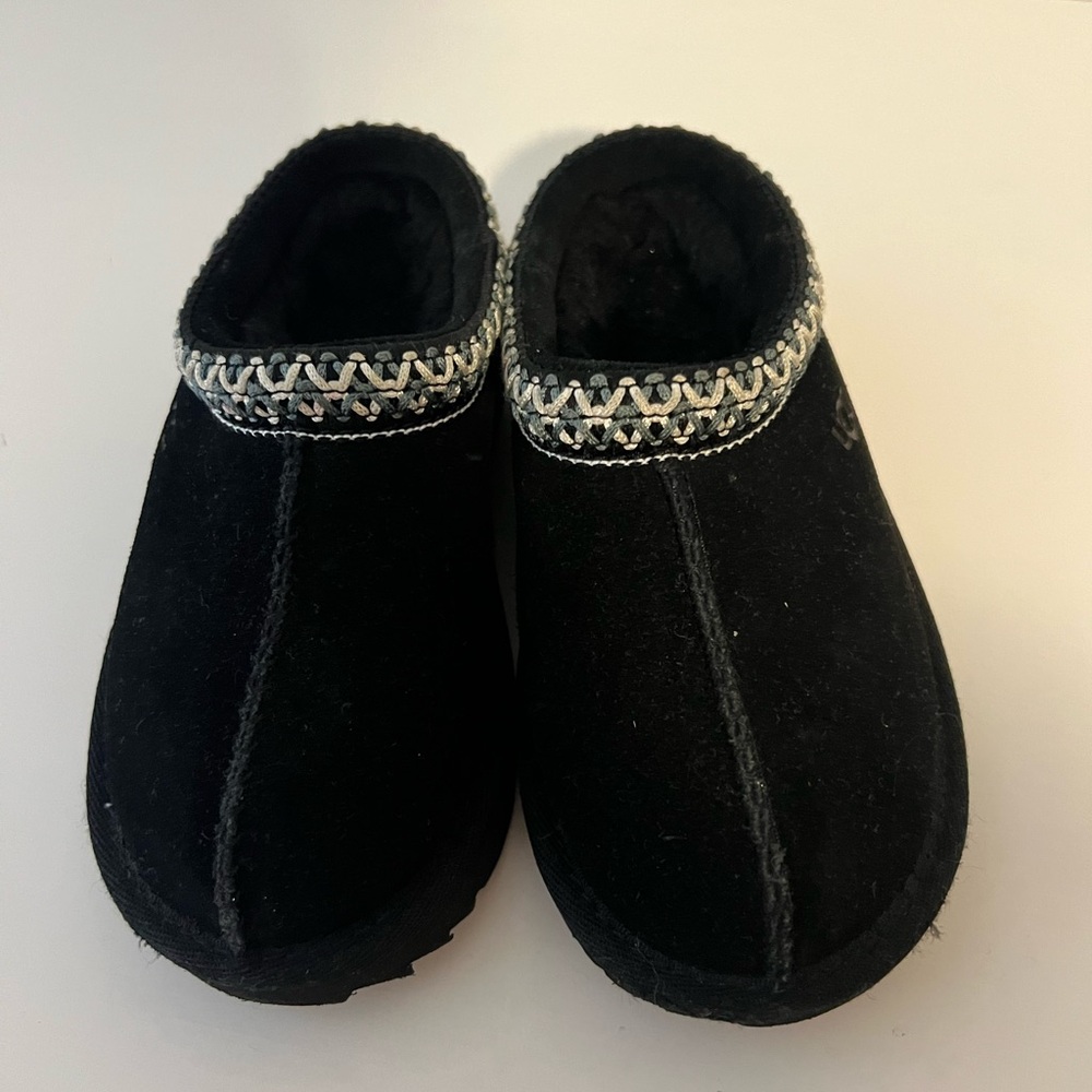 Ugg toddler slipper